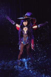 mona genshin water cosplay